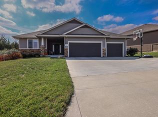 5513 SW Westport Dr, Topeka, KS 66610