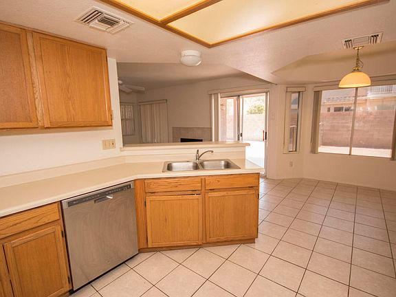5th image of 8924 N Palm Brook Dr