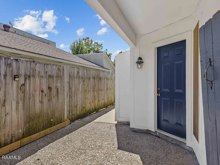 103 Wadsworth Dr #A — Photo 3