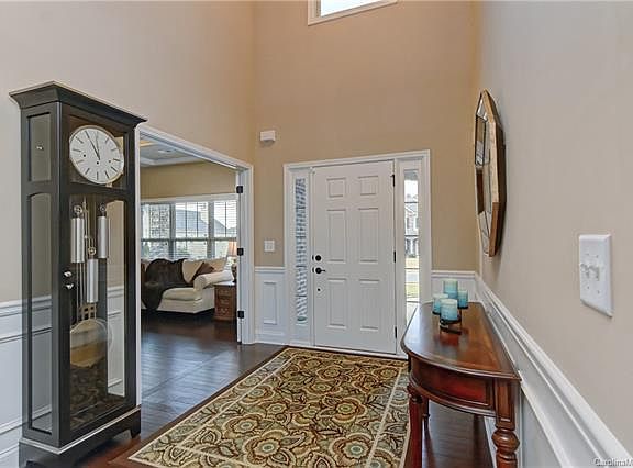 5th image of 5504 Holly Hills Dr