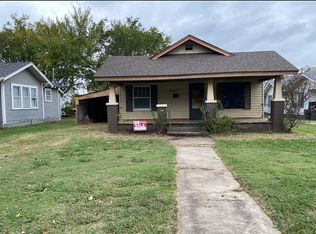 807 S Echo St, Holdenville, OK 74848