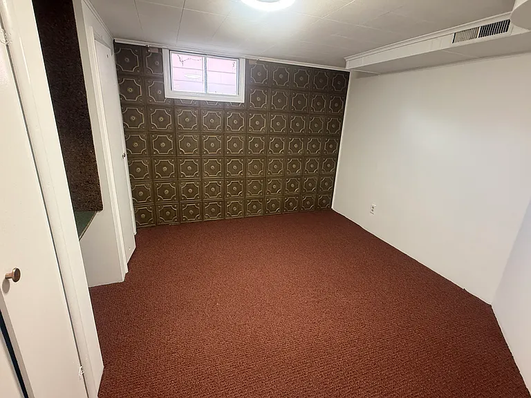 W Simpson Ave — Photo 3