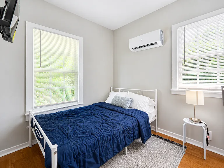 227 SW 30th Ave #2 — Photo 9