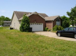 183 Luna Ln, Hendersonville, TN 37075