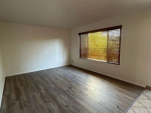 4th image of 10546 Kerrigan Ct