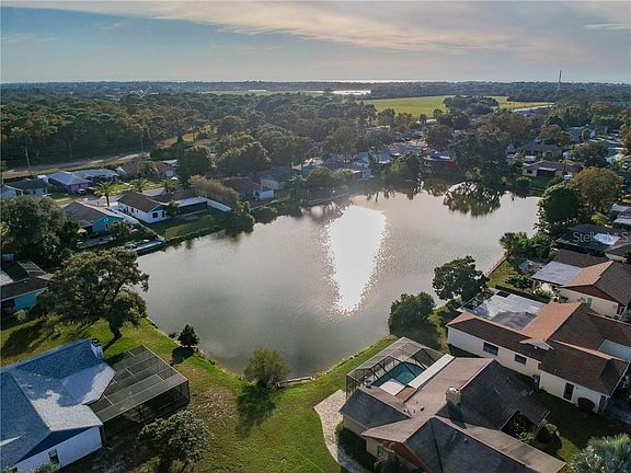 3rd image of 2716 Tung Dr