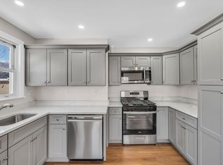 40 Violet St, Mattapan, MA 02126