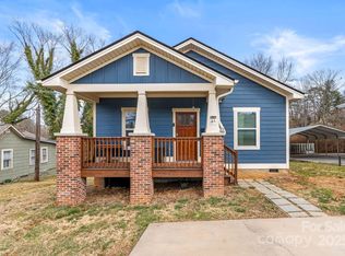 61 Deaverview Rd, Asheville, NC 28806