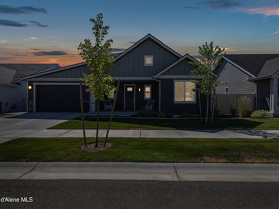 3rd image of 3510 N Cyprus Fox Loop