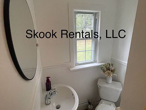4th image of 162 E Savory St