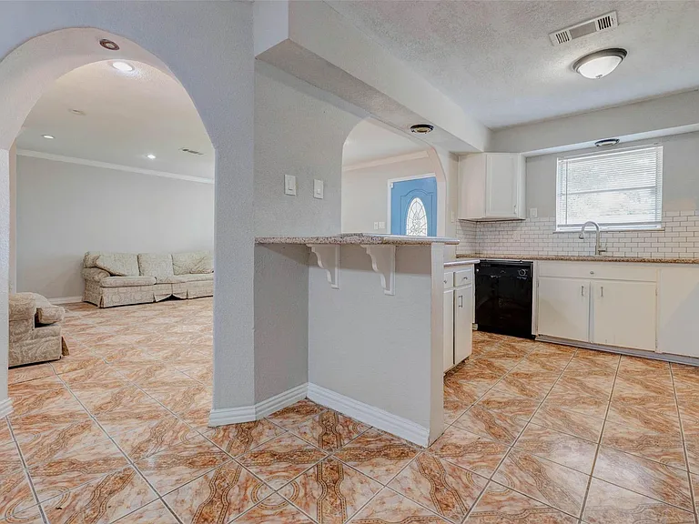 6751 Richwood Rd — Photo 15