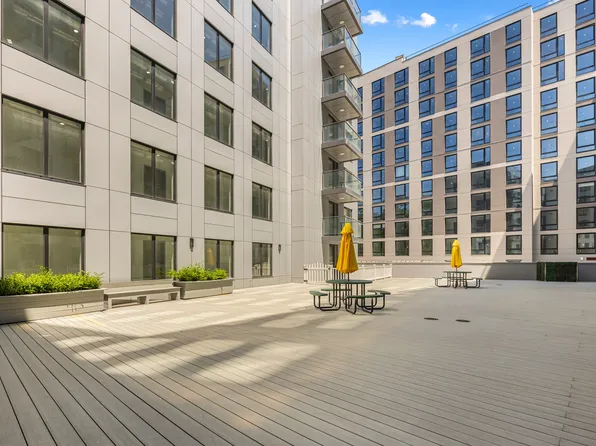 70-65 Queens Boulevard image 13 of 18