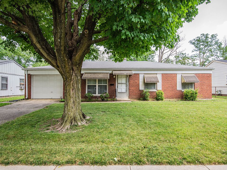 1st image of 3405 Roseway Dr