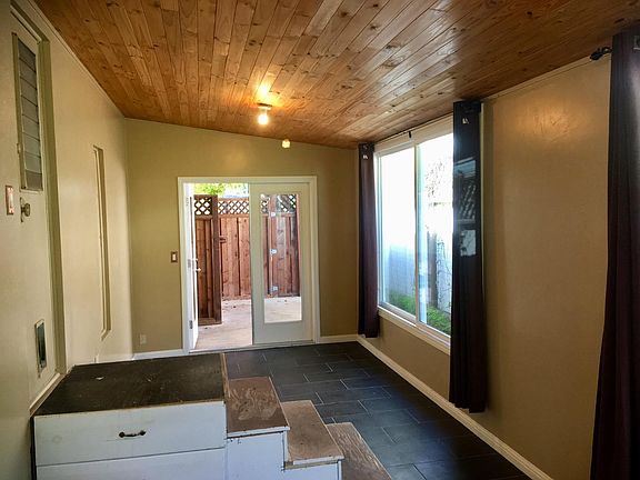 5th image of 560 30th Ave #18