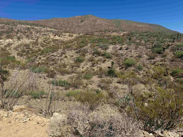 Lakeview Cir, La Luz, NM 88337