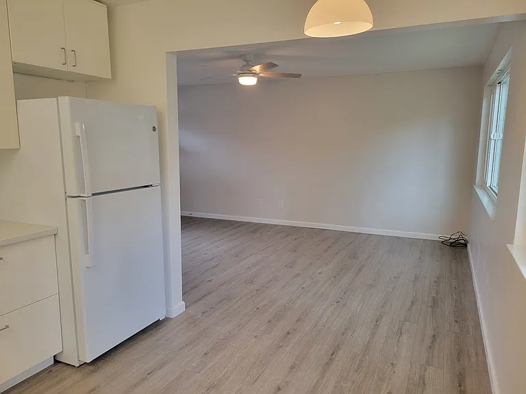 710 Riverside Ave #5 — Photo 10