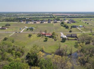 432 County Road 4444, Trenton, TX 75490