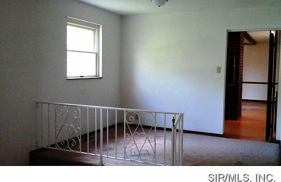 3rd image of 2304 Dwight Ave