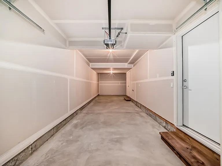 76 Tuscany Summit Sq NW — Photo 39