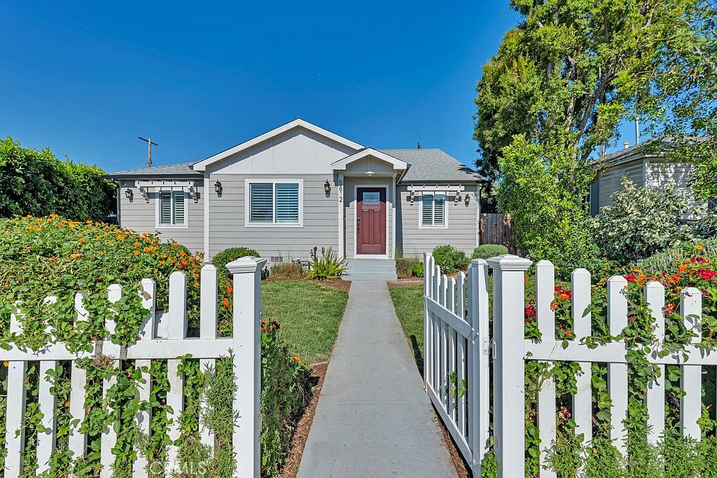 【匿名配送】HOUSES AND GARDENS IN CALIFORNIA 5812 Lindley Ave, Encino, CA 91316 | Zillow