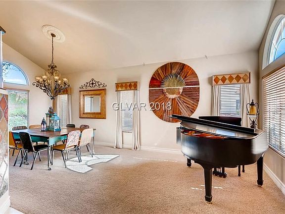 3rd image of 8308 Brewster Valley St
