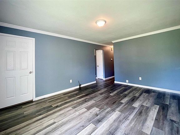 3rd image of 641 Baltic Dr
