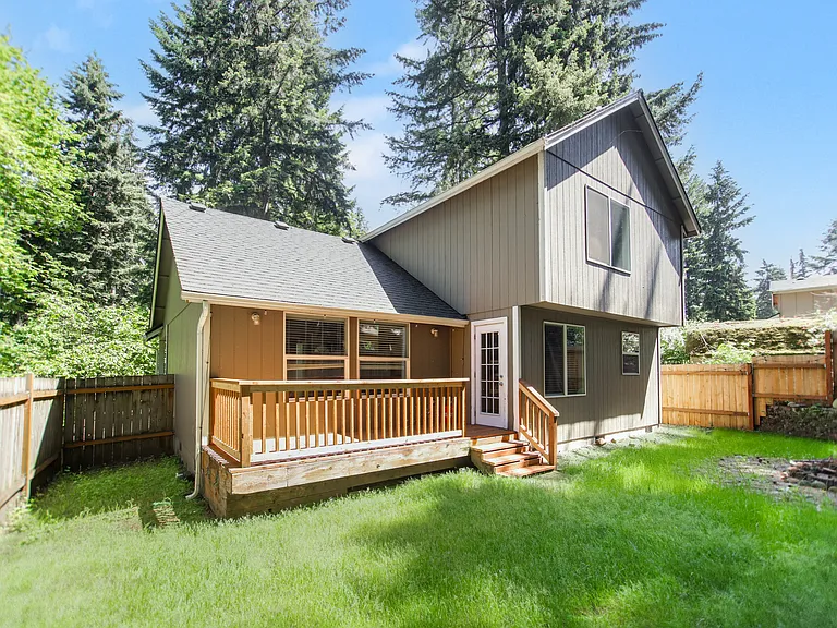 22335 Glenview Ct SE — Photo 23
