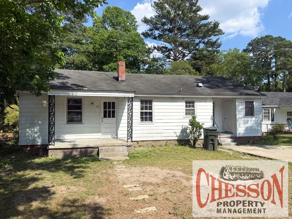 1107 Woodrow St S, Wilson, NC 27893