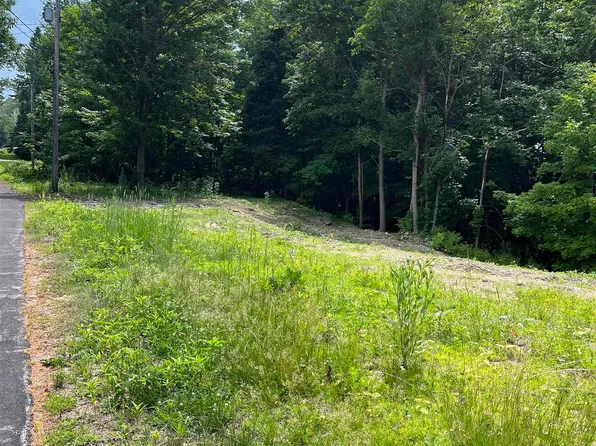 25 Breton Road, Gilford, NH 03249