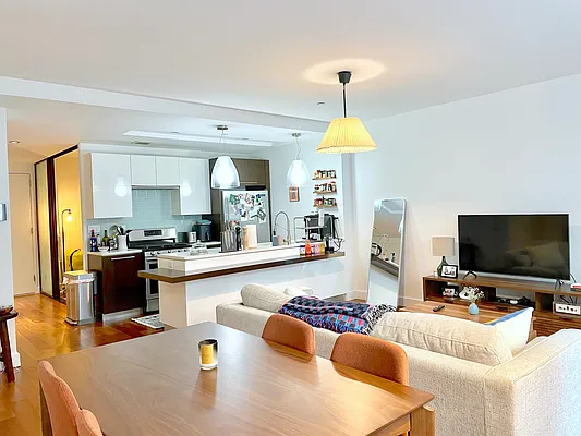 Rented by Modern Spaces | media 4