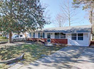 305 Byck Ave, Savannah, GA 31408