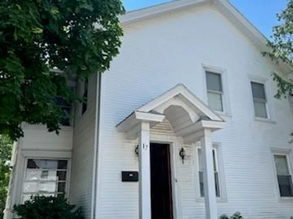 17 Johnson St, Pawtucket, RI 02860