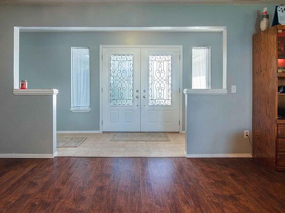 4th image of 1063 Jan Lee Dr