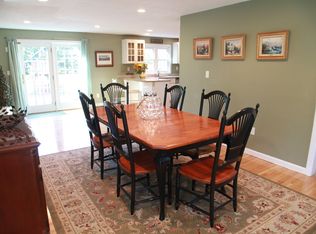 348 Chandler St, Duxbury, MA 02332