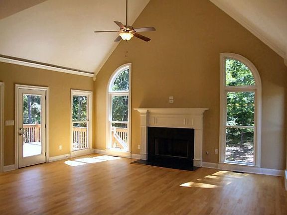 3rd image of 130 Water Brook Dr