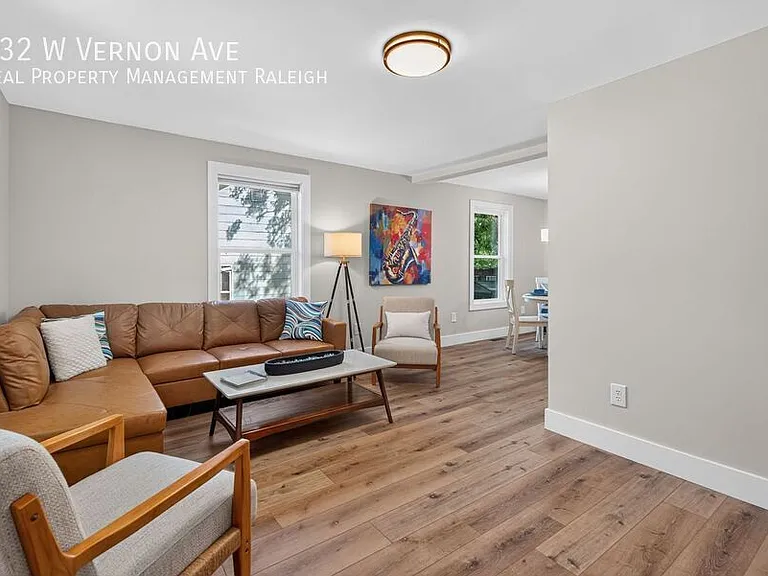 132 W Vernon Ave — Photo 5