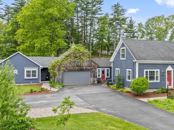 218 Manchester Street, Nashua, NH 03064