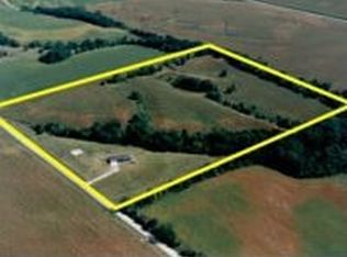 2547 Pine Cir, Urbandale, IA 50322
