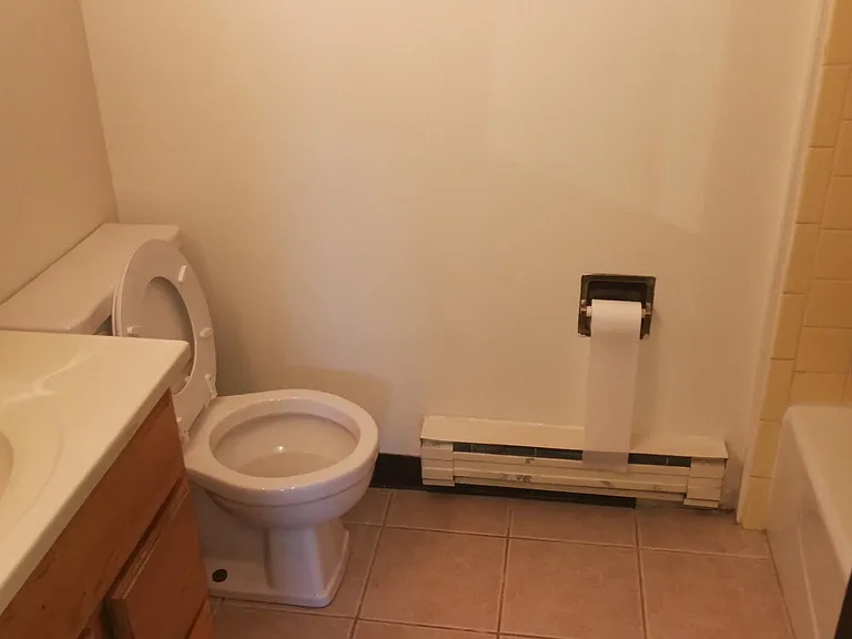 14743 Kenton Ave #1B — Photo 9