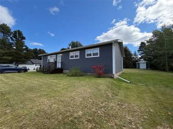 26 Hancocks Road, Deer Lake, NL A8A1M1