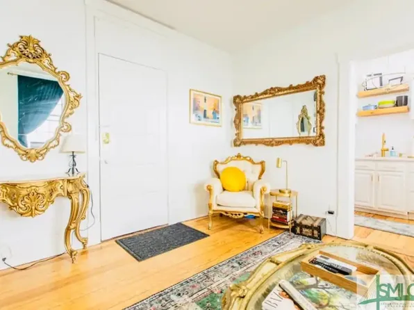 210 E State Street #21, Savannah, GA 31401