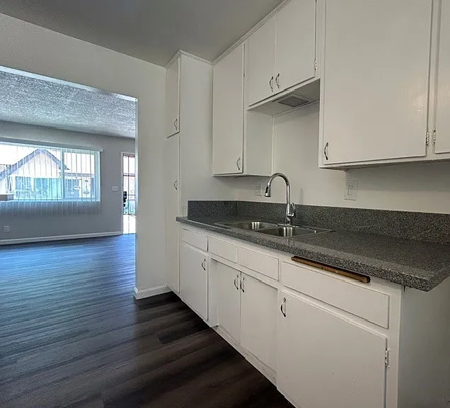 1616 S Euclid Ave #C — Photo 6