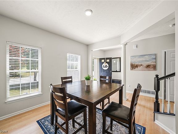 4th image of 10214 Ridgeview Ct