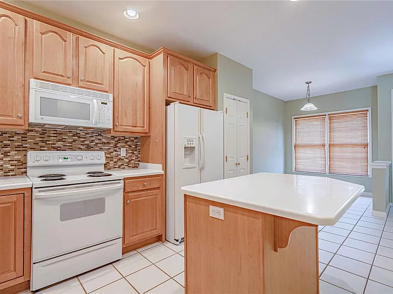 6608 Mine Dr — Photo 12
