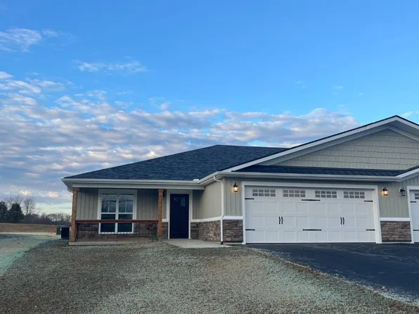 7619 Pea Rdg #A, Hillsboro, OH 45133