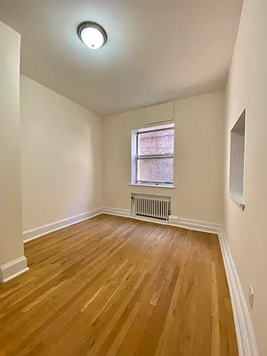 Rented by Waverly Realty Associates | media 29
