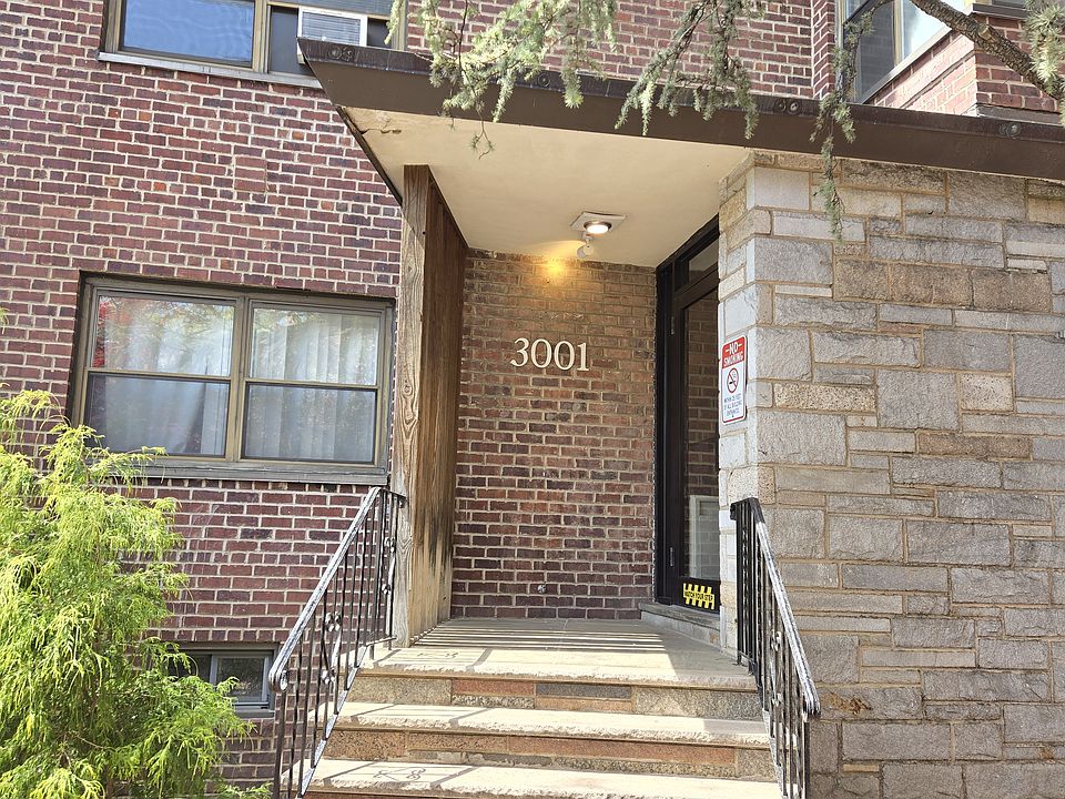 1st image of 3001 Edwin Ave APT 2J