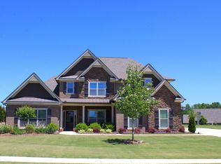 1253 Club Estates Rd, Statham, GA 30666