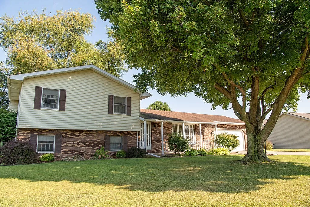 23851 Mint Ct photo 1