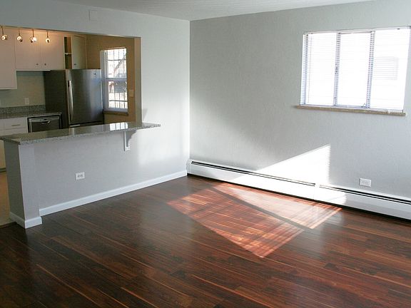3rd image of 1057 N Marion St #1